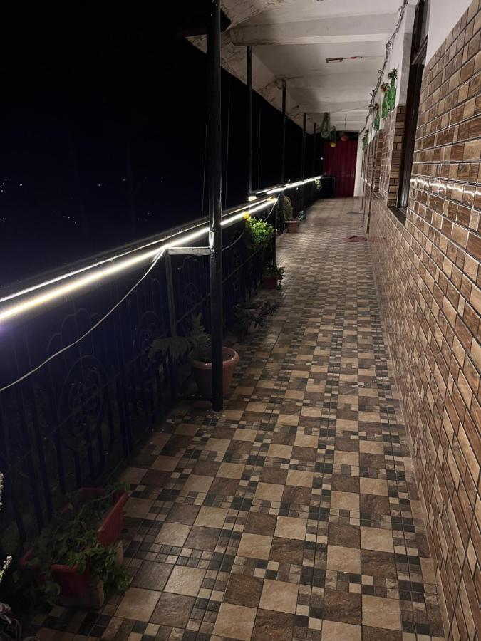 Sunrise View Homestay Kasauli Bagian luar foto